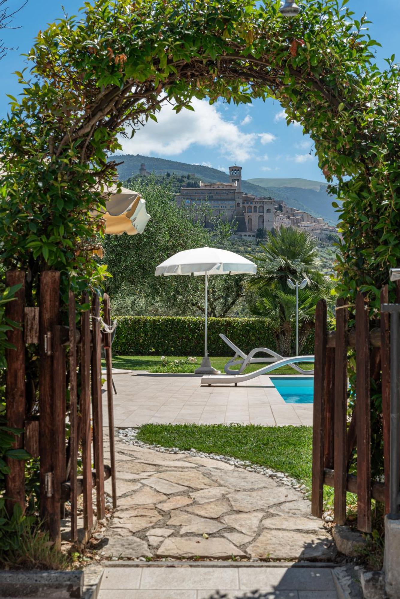 Agriturismo Il Girasole Assisi Dış mekan fotoğraf